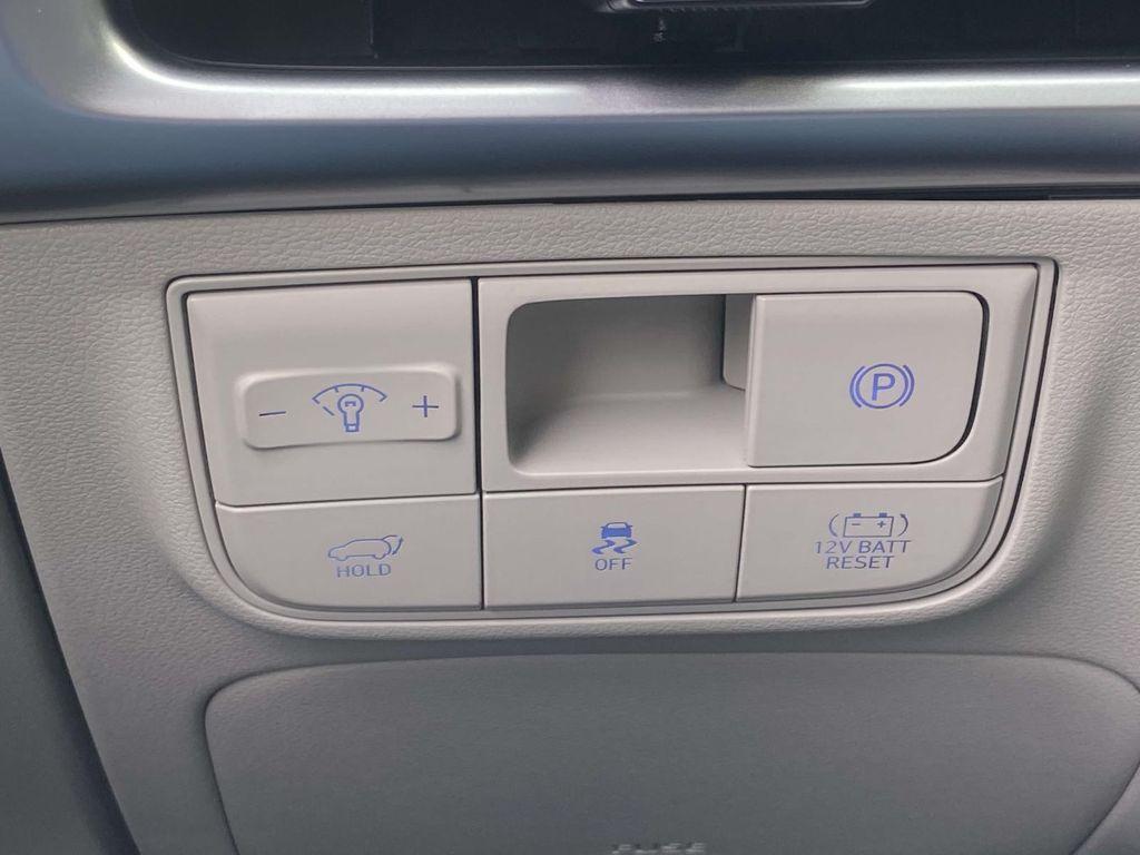 new 2025 Hyundai TUCSON Hybrid car, priced at $35,018