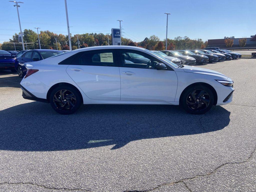 new 2026 Hyundai ELANTRA HEV car, priced at $28,534