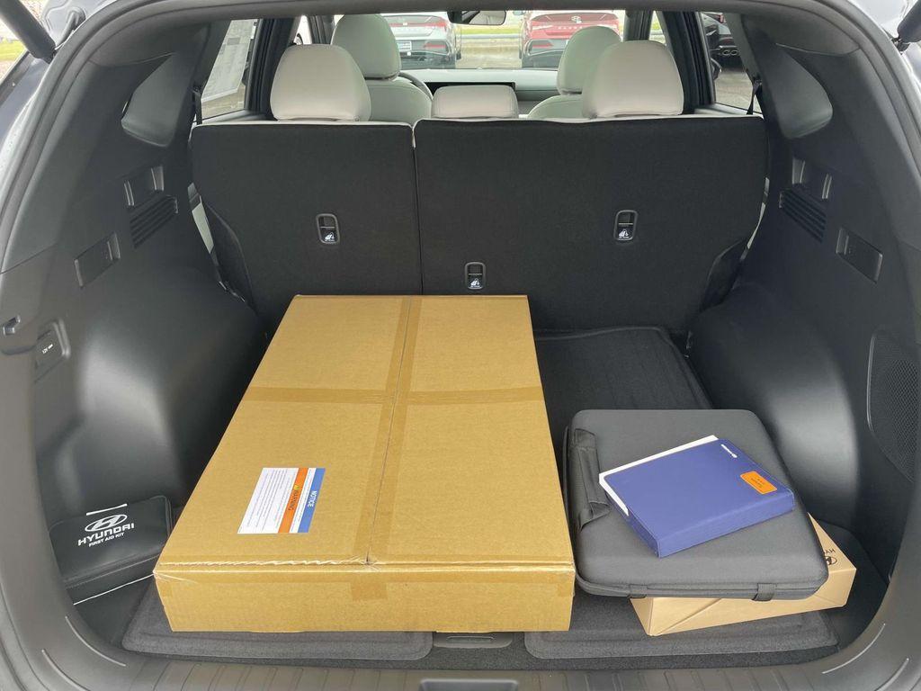 new 2025 Hyundai Tucson car, priced at $40,690