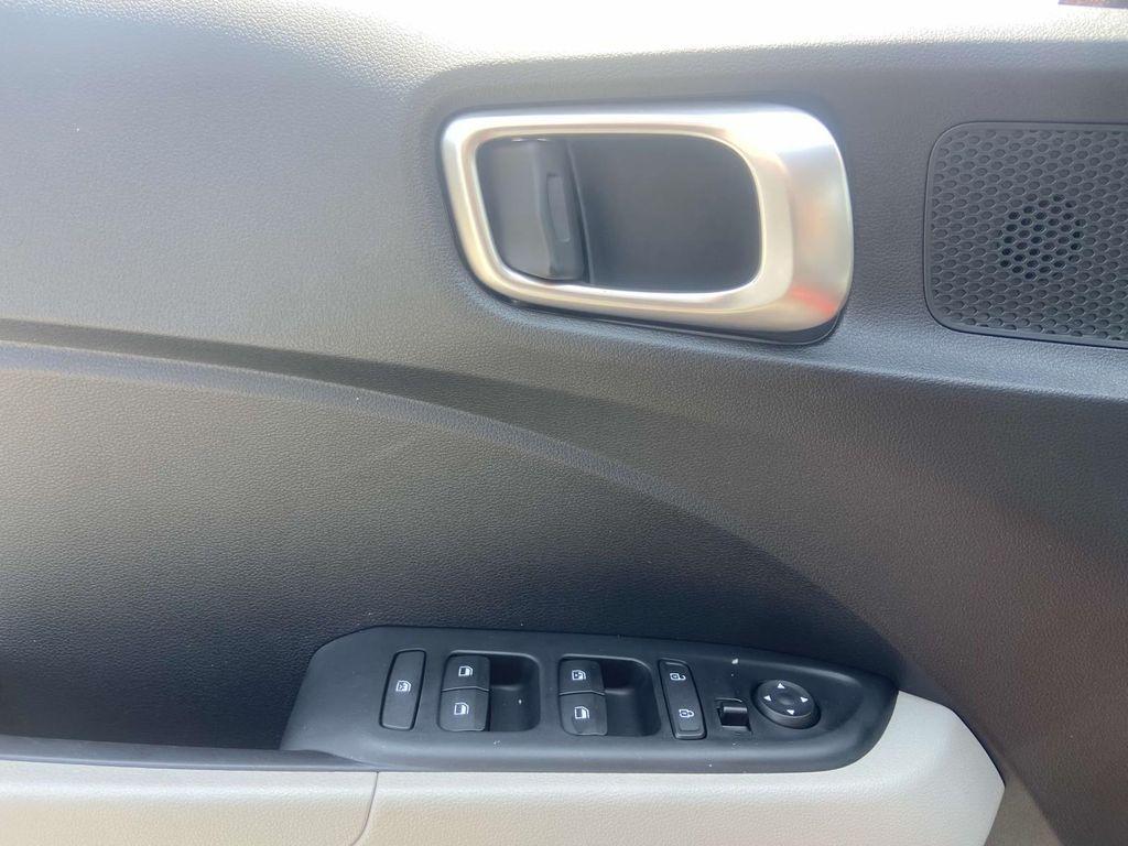 new 2025 Hyundai Venue car, priced at $24,040