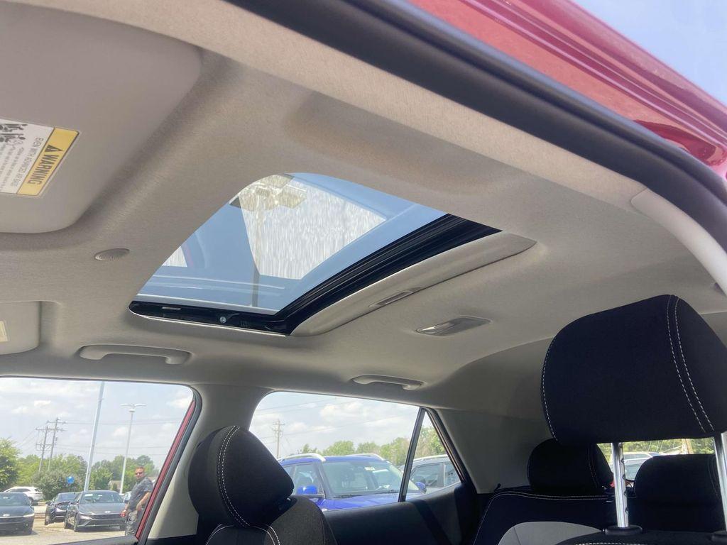 new 2025 Hyundai Venue car, priced at $24,040