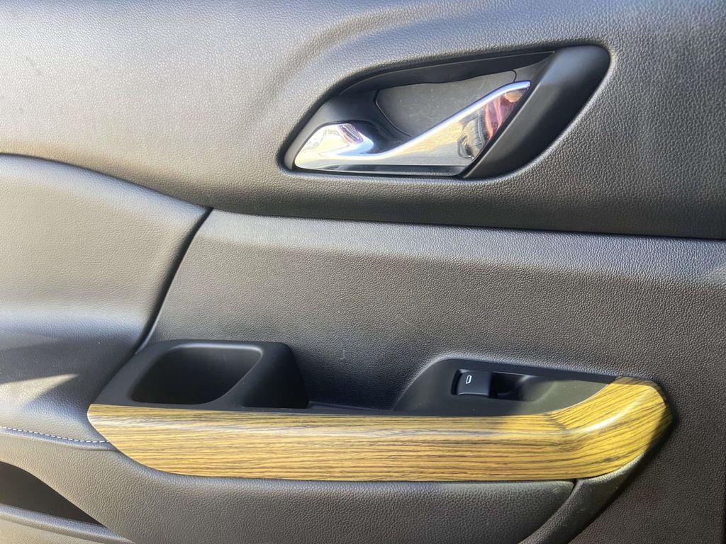 used 2017 GMC Acadia car, priced at $19,999