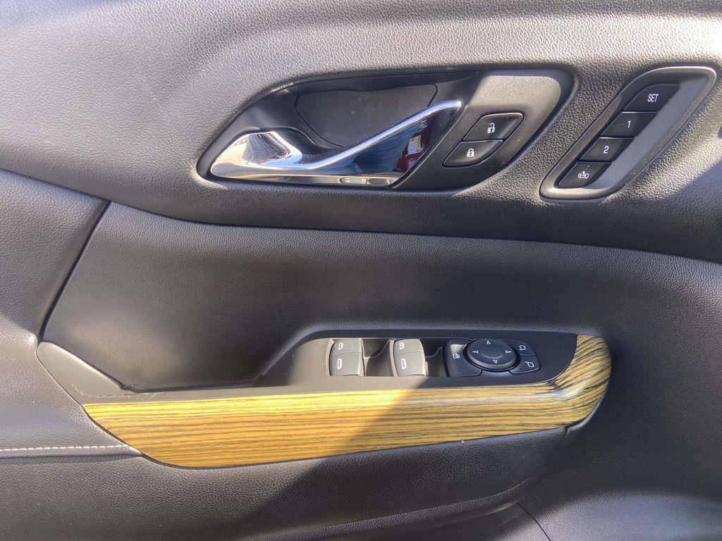 used 2017 GMC Acadia car, priced at $19,999