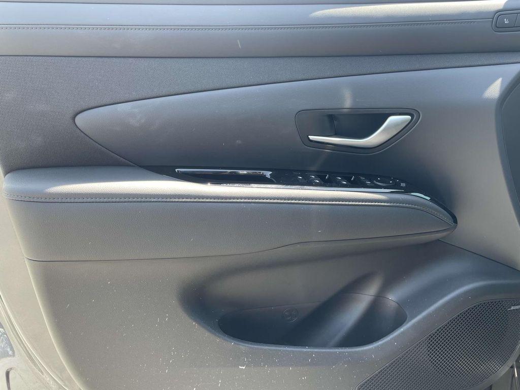 new 2025 Hyundai TUCSON Hybrid car, priced at $43,360