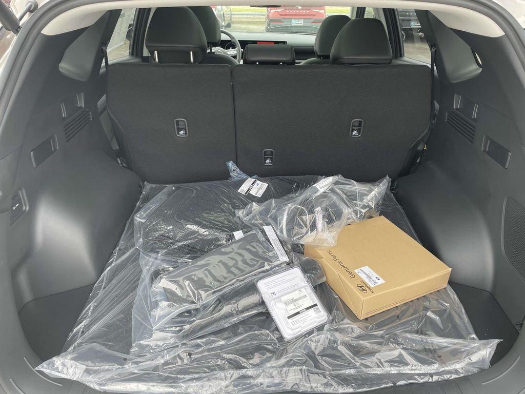 new 2025 Hyundai TUCSON Hybrid car