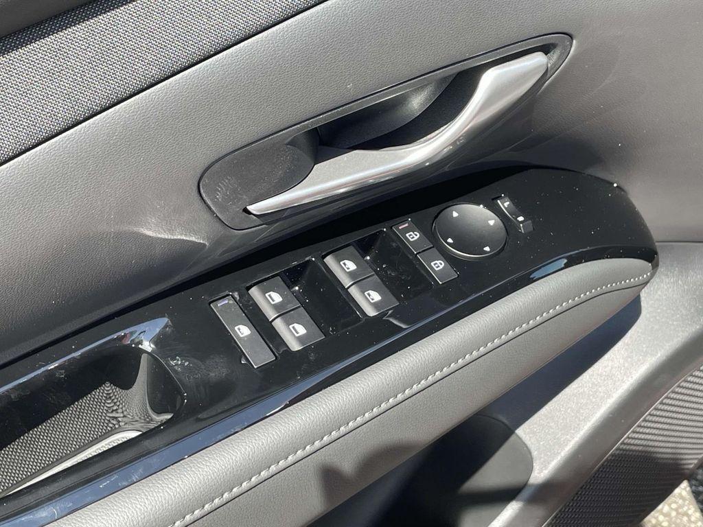 new 2025 Hyundai Tucson car, priced at $41,180