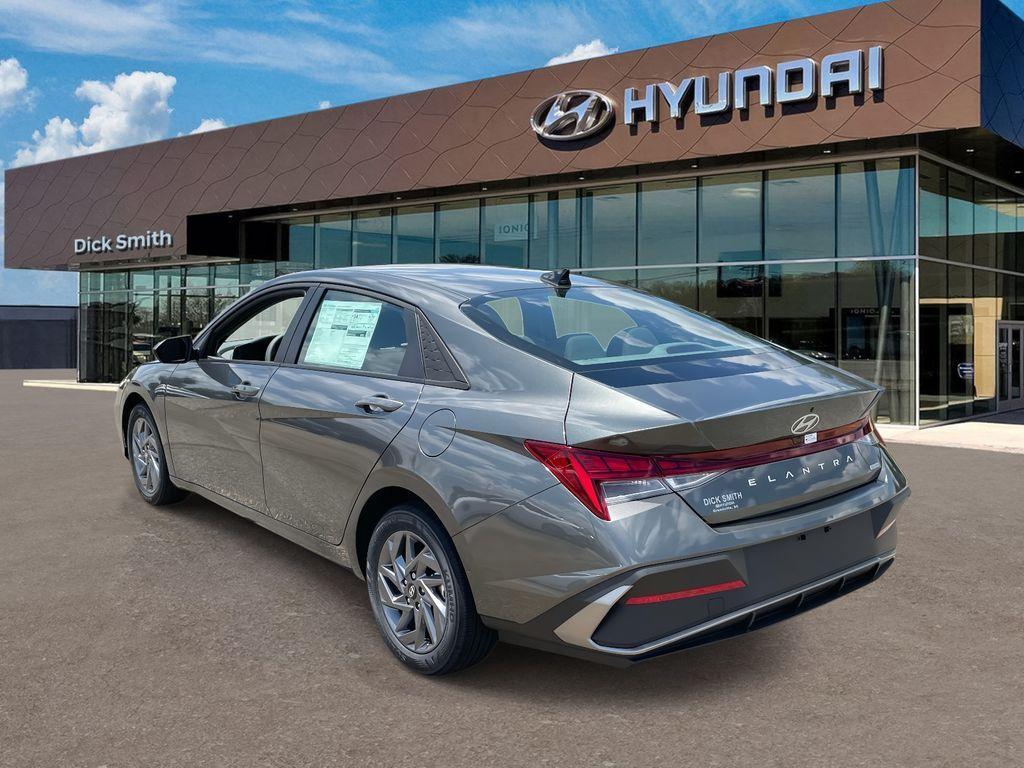new 2025 Hyundai ELANTRA HEV car, priced at $27,310