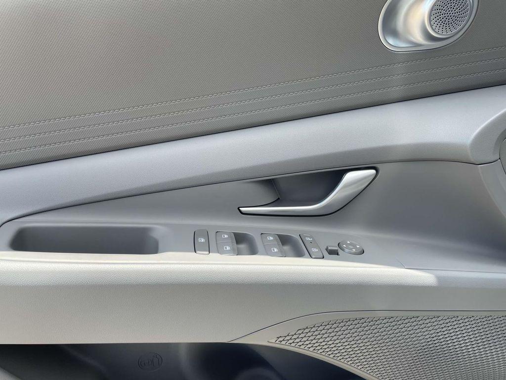 new 2025 Hyundai ELANTRA HEV car, priced at $27,310