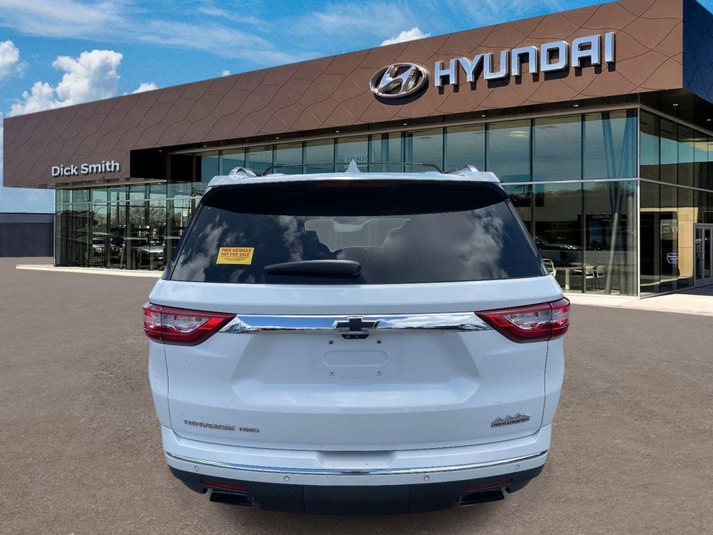 used 2020 Chevrolet Traverse car, priced at $26,999