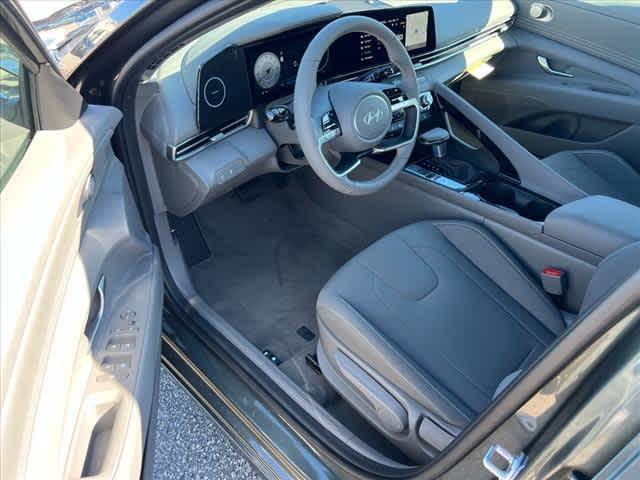 new 2025 Hyundai Elantra car, priced at $26,334