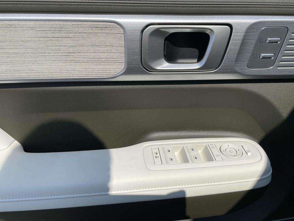 new 2025 Hyundai Santa Fe car, priced at $43,754