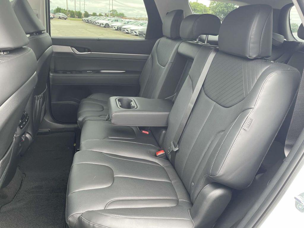 new 2025 Hyundai Palisade car, priced at $47,384