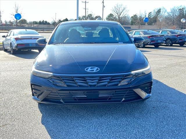 new 2025 Hyundai Elantra car, priced at $28,185