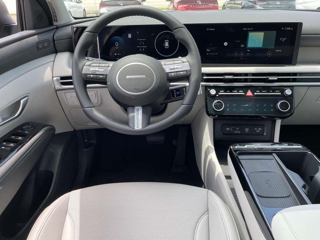 new 2025 Hyundai TUCSON Hybrid car, priced at $43,330