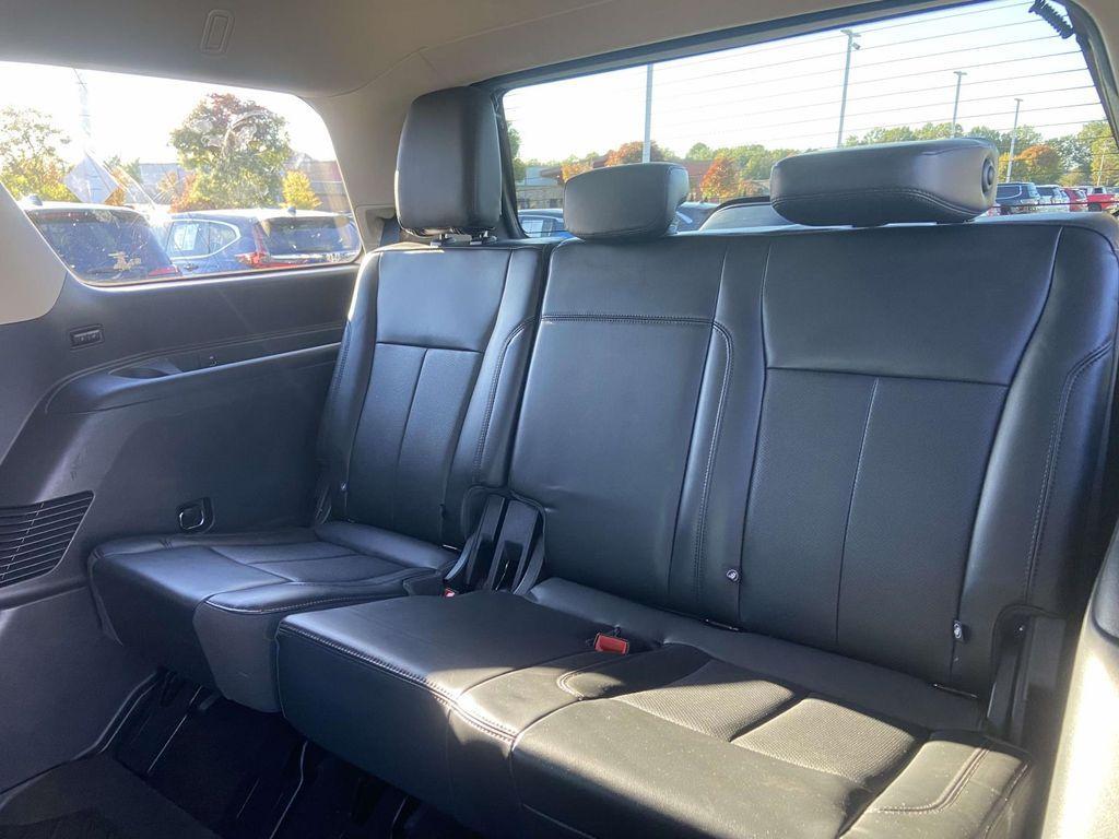 used 2022 Ford Expedition car, priced at $37,995