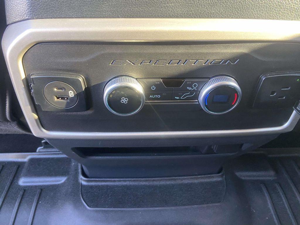 used 2022 Ford Expedition car, priced at $37,995