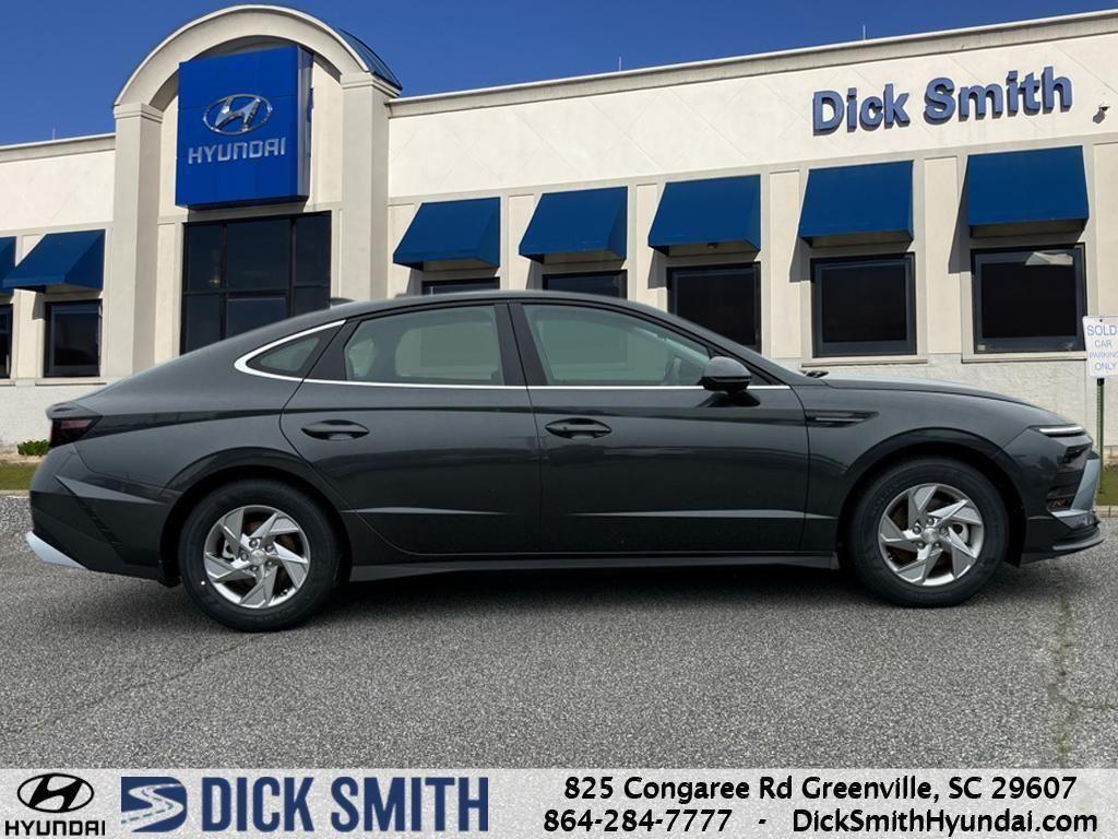 new 2025 Hyundai Sonata car, priced at $28,773