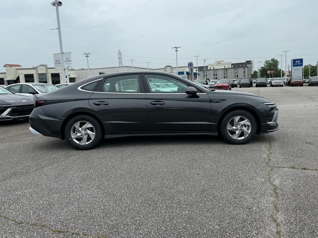 new 2025 Hyundai Sonata car, priced at $27,255