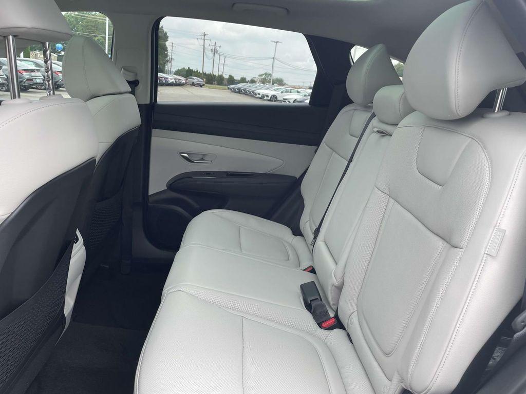 new 2025 Hyundai TUCSON Hybrid car, priced at $43,860