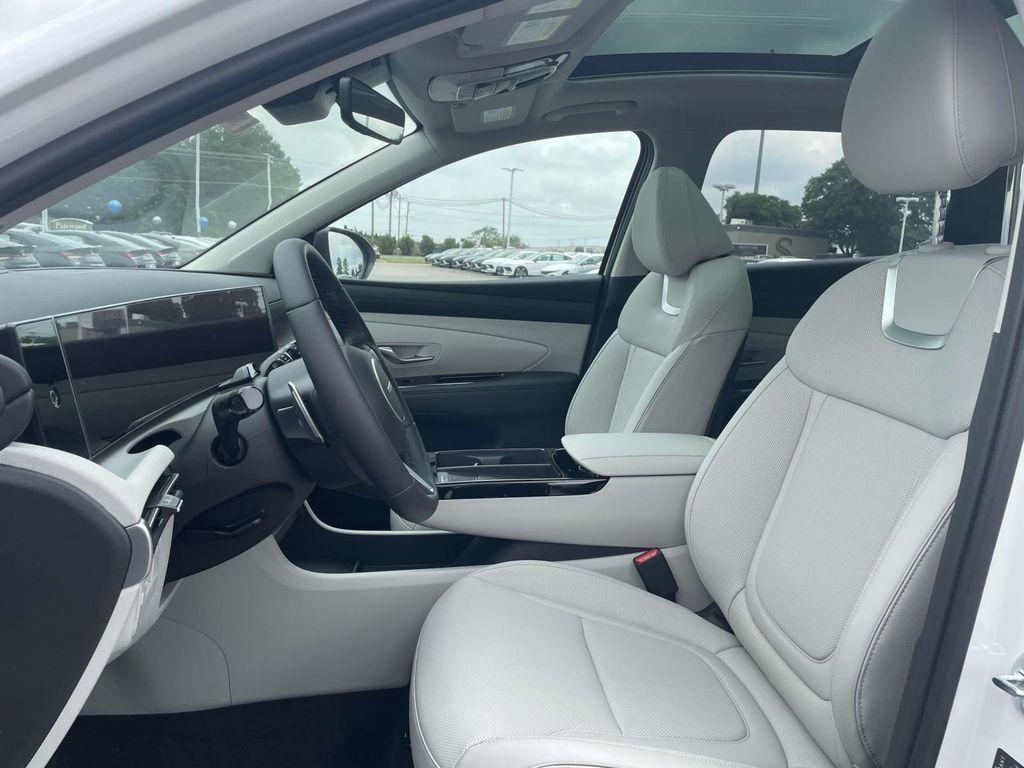 new 2025 Hyundai TUCSON Hybrid car, priced at $43,860