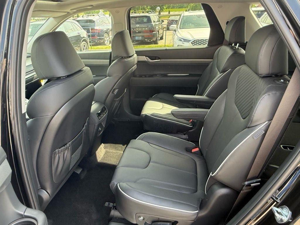 new 2025 Hyundai Palisade car, priced at $45,170
