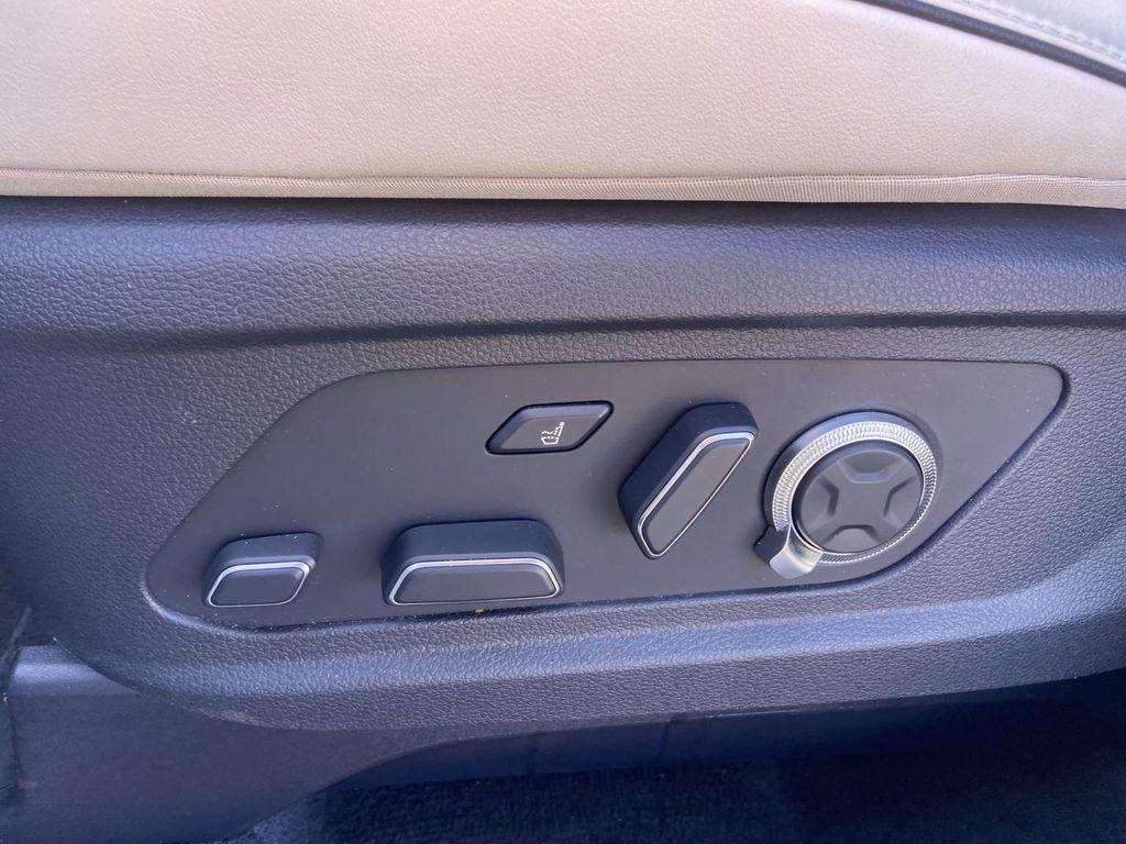 used 2024 Hyundai Palisade car, priced at $38,824