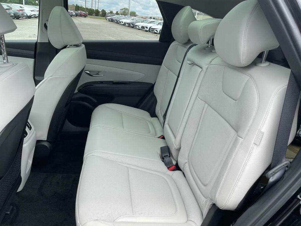 new 2025 Hyundai TUCSON Hybrid car, priced at $43,290