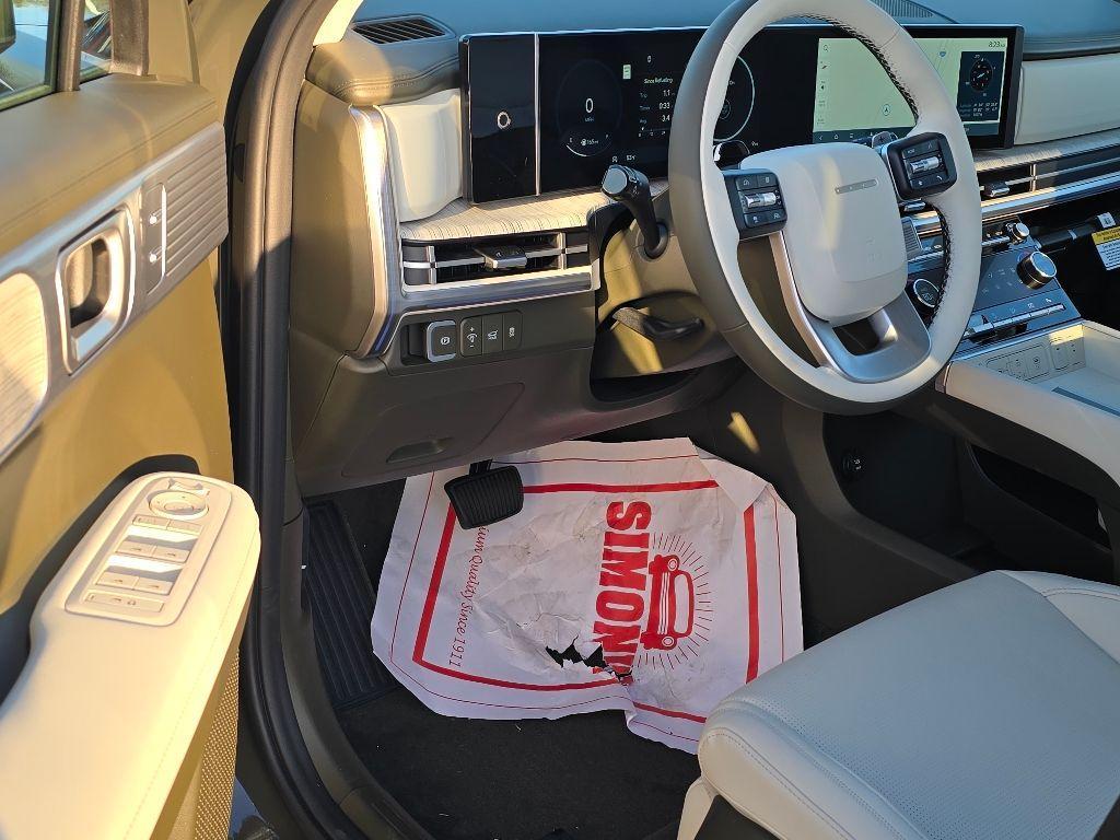 new 2025 Hyundai Santa Fe car, priced at $48,929