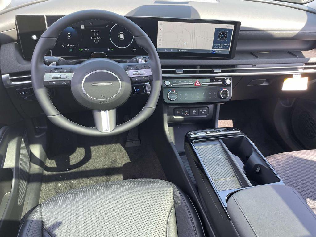 new 2025 Hyundai TUCSON Hybrid car, priced at $39,733