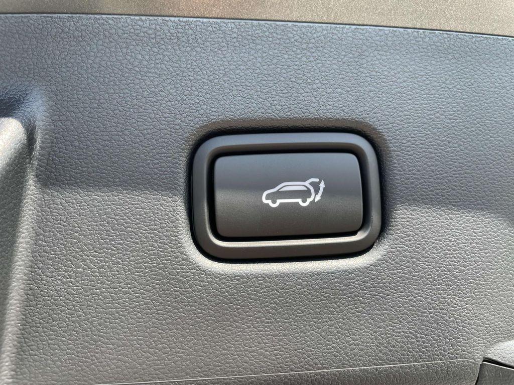 new 2025 Hyundai TUCSON Hybrid car, priced at $39,733