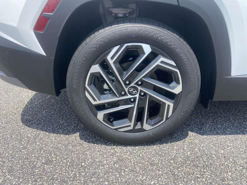 new 2025 Hyundai Tucson car, priced at $41,190