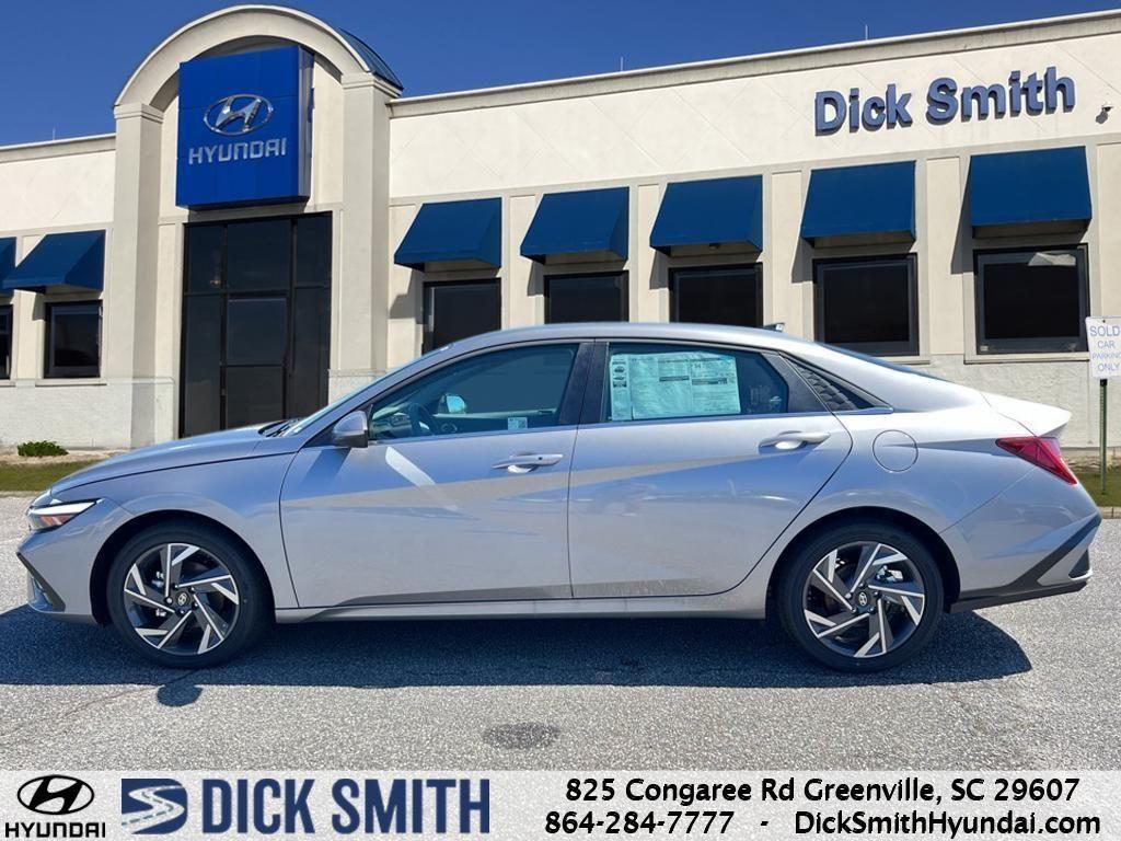 new 2025 Hyundai Elantra car, priced at $26,260
