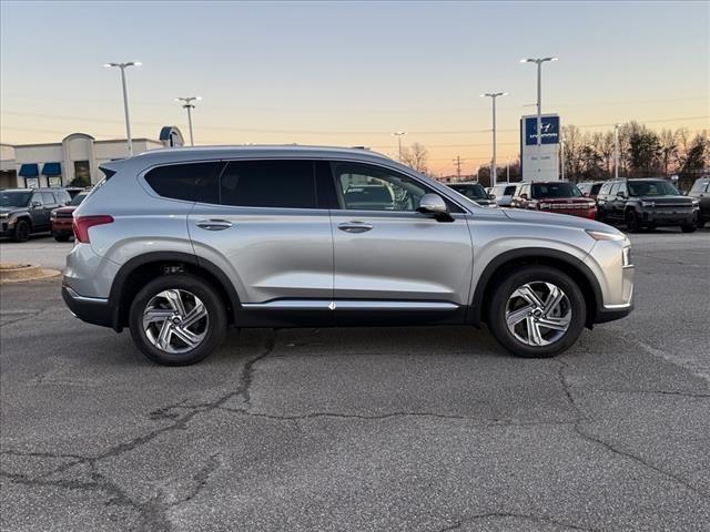 used 2022 Hyundai Santa Fe car, priced at $28,900