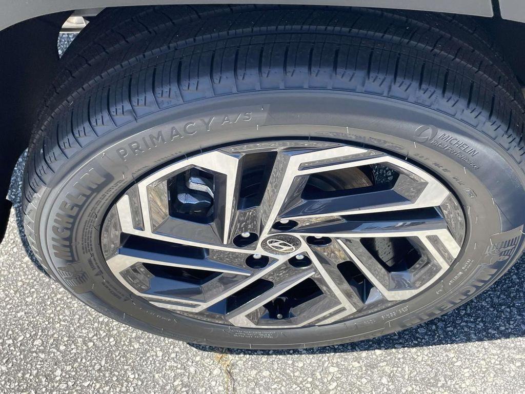 new 2025 Hyundai TUCSON Hybrid car, priced at $41,235