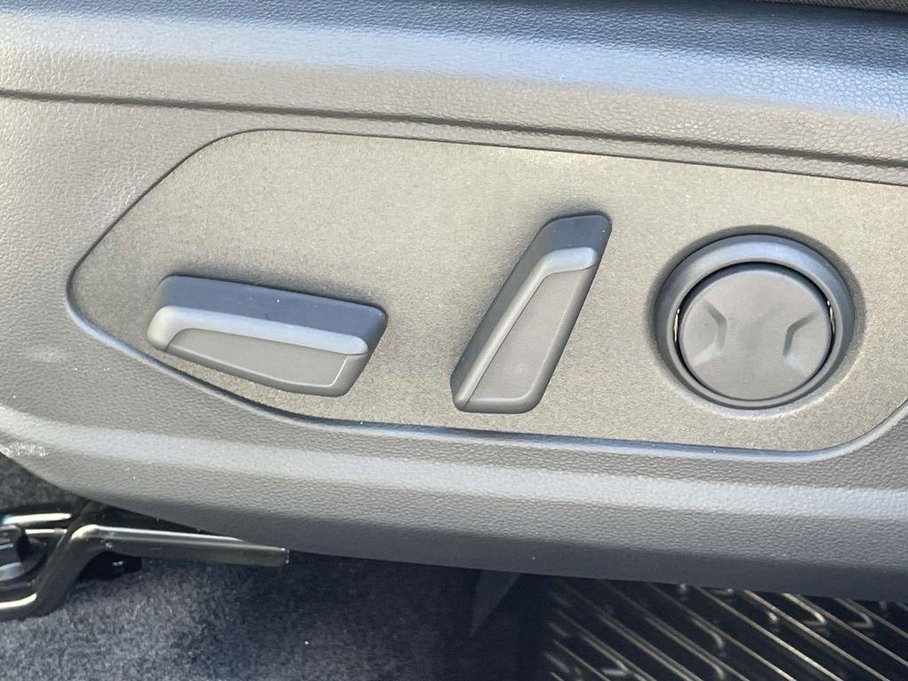 new 2025 Hyundai TUCSON Hybrid car, priced at $41,235