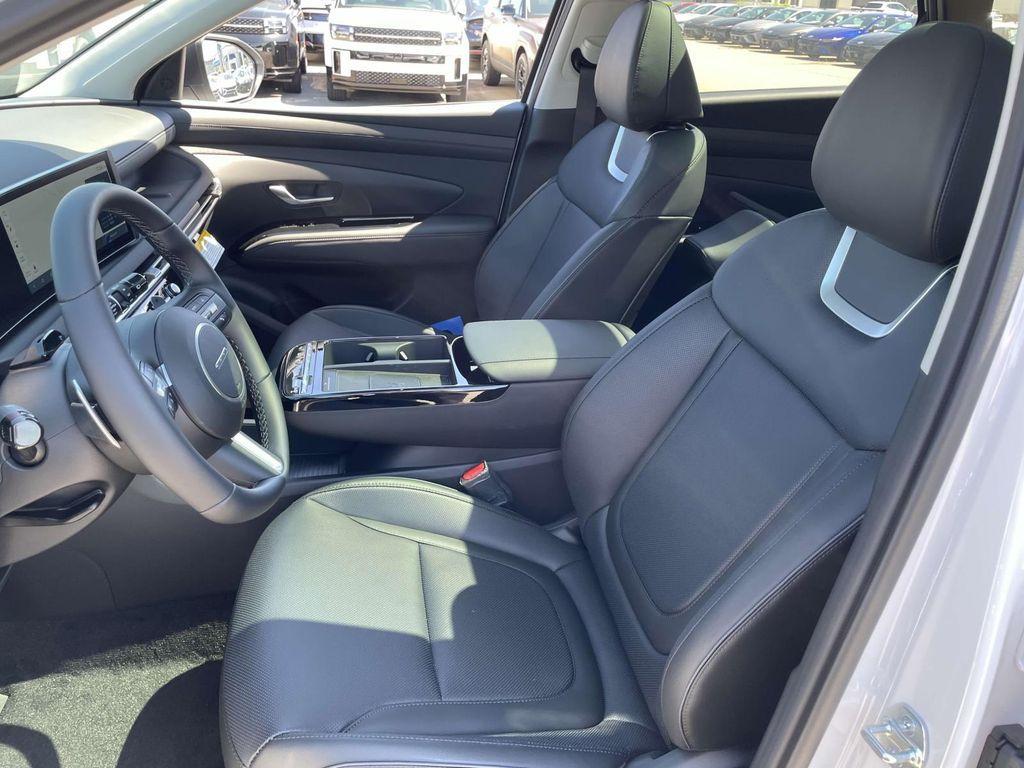 new 2025 Hyundai TUCSON Hybrid car, priced at $41,235