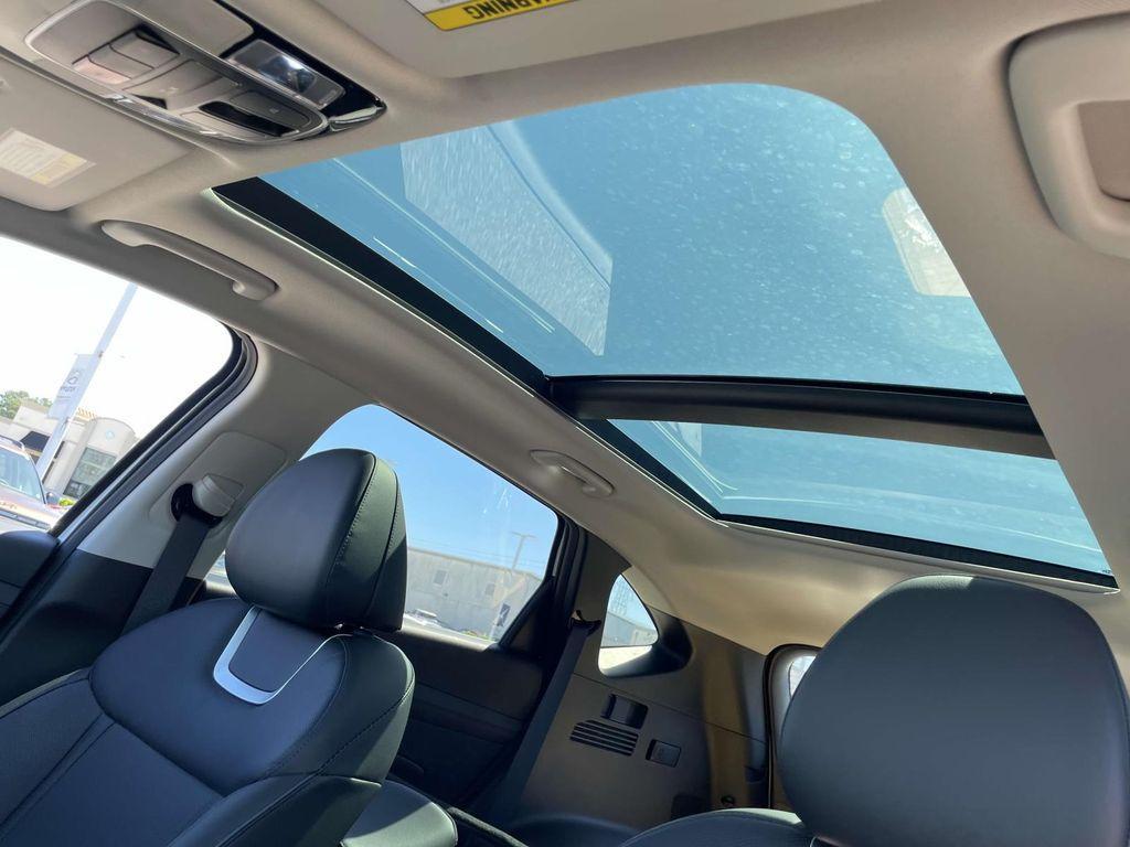 new 2025 Hyundai TUCSON Hybrid car, priced at $41,235