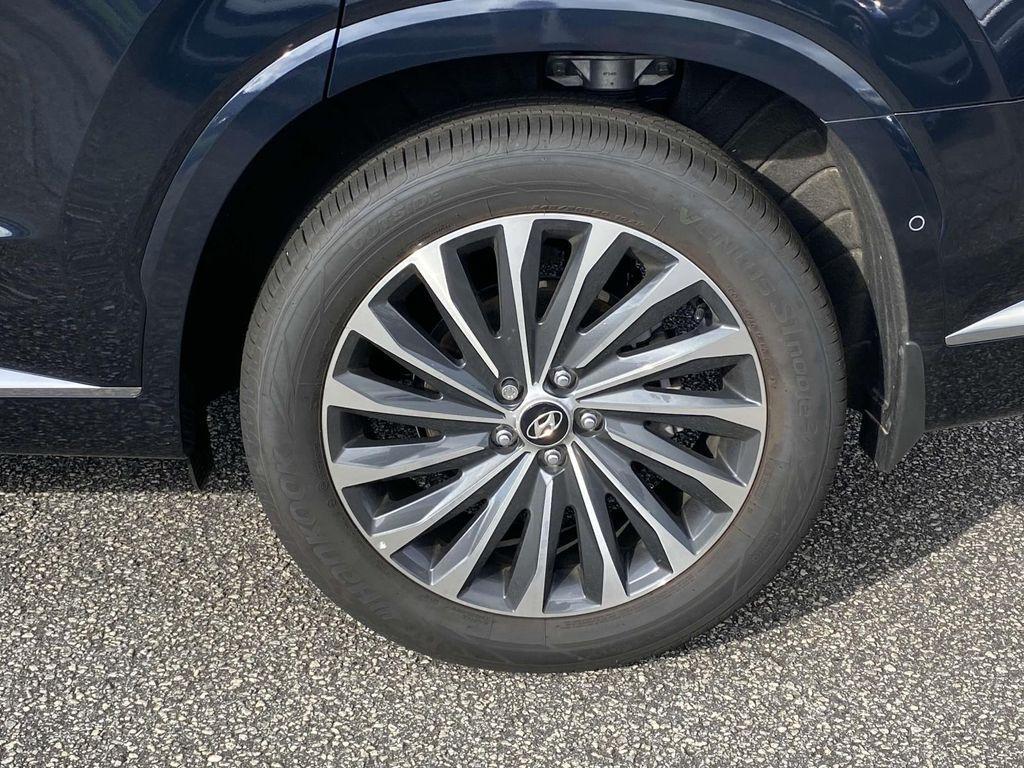 used 2025 Hyundai Palisade car, priced at $51,999