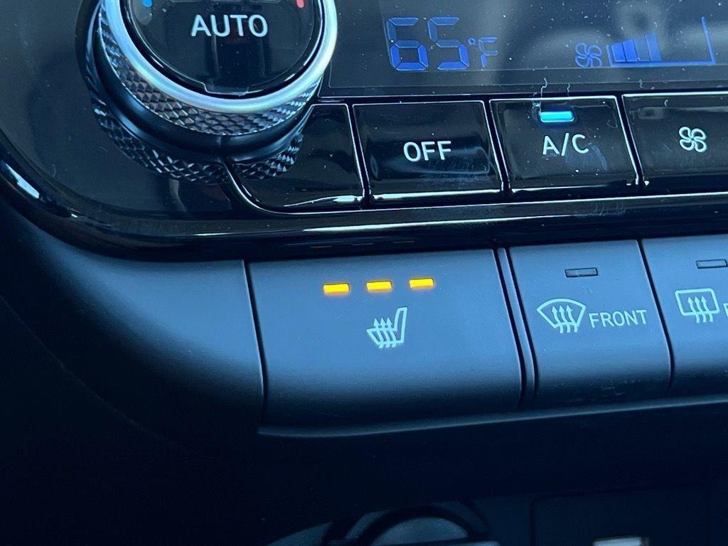 new 2025 Hyundai Elantra car, priced at $26,575