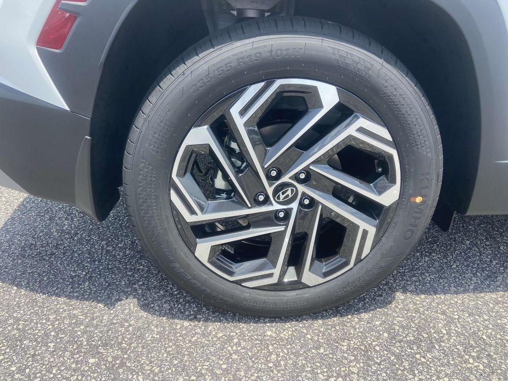 new 2025 Hyundai Tucson car, priced at $42,095