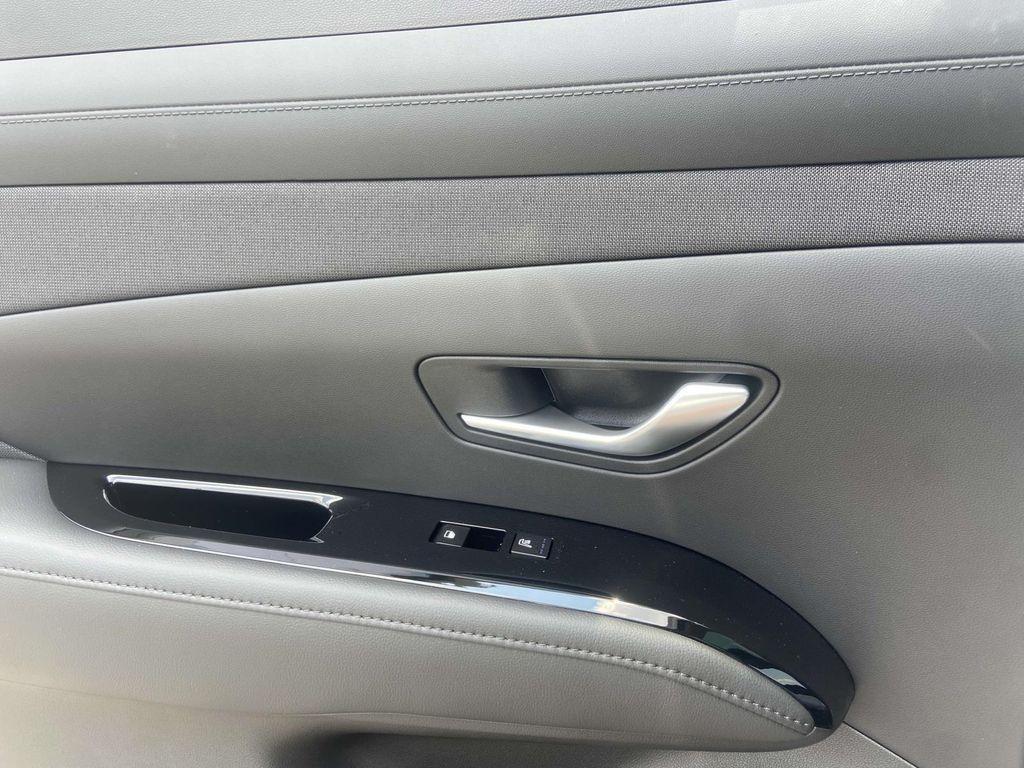 new 2025 Hyundai Tucson car, priced at $42,095