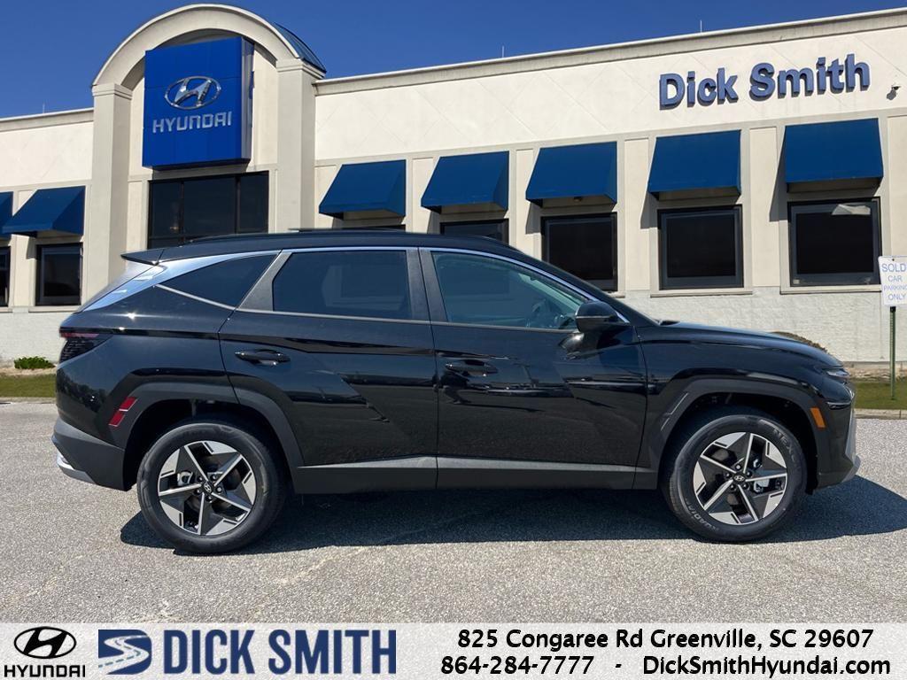 new 2025 Hyundai TUCSON Hybrid car, priced at $38,295