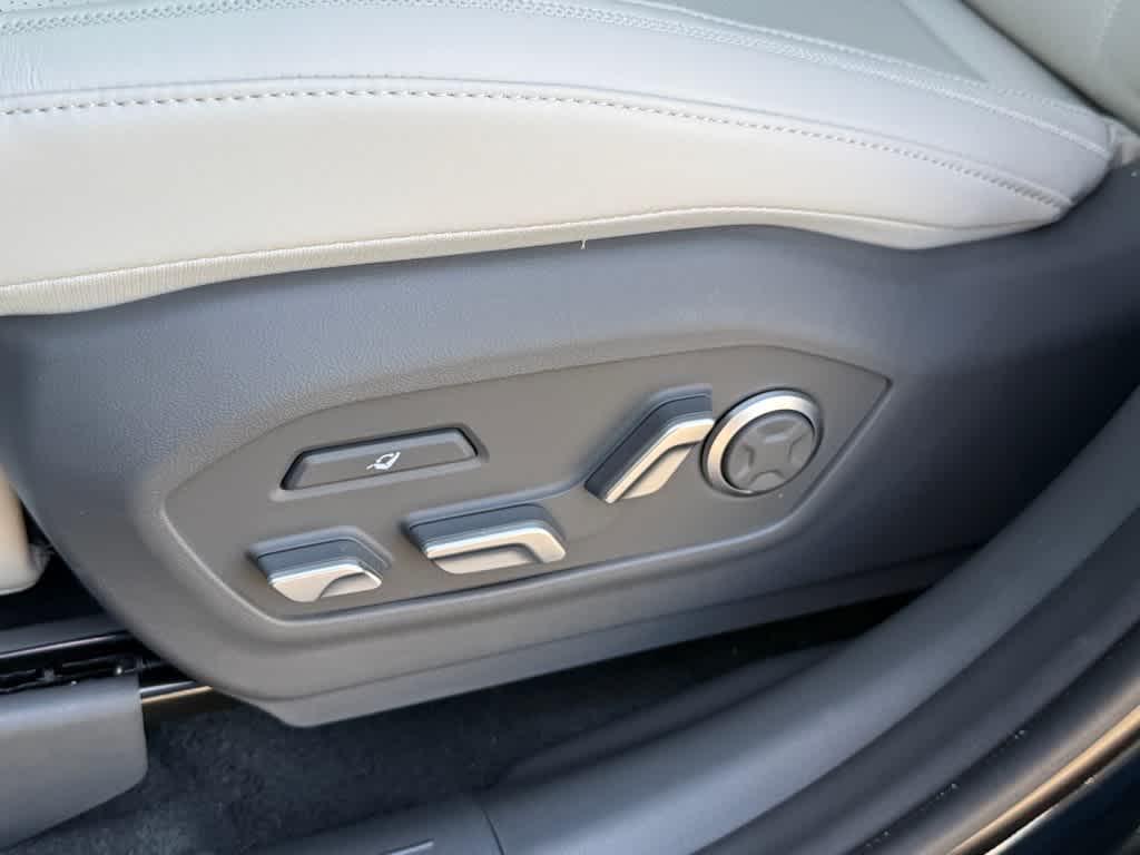new 2025 Hyundai Santa Fe car, priced at $47,650