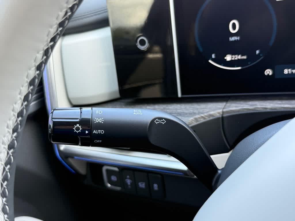 new 2025 Hyundai Santa Fe car, priced at $47,650