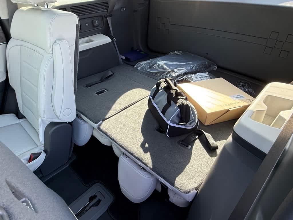 new 2025 Hyundai Santa Fe car, priced at $47,650