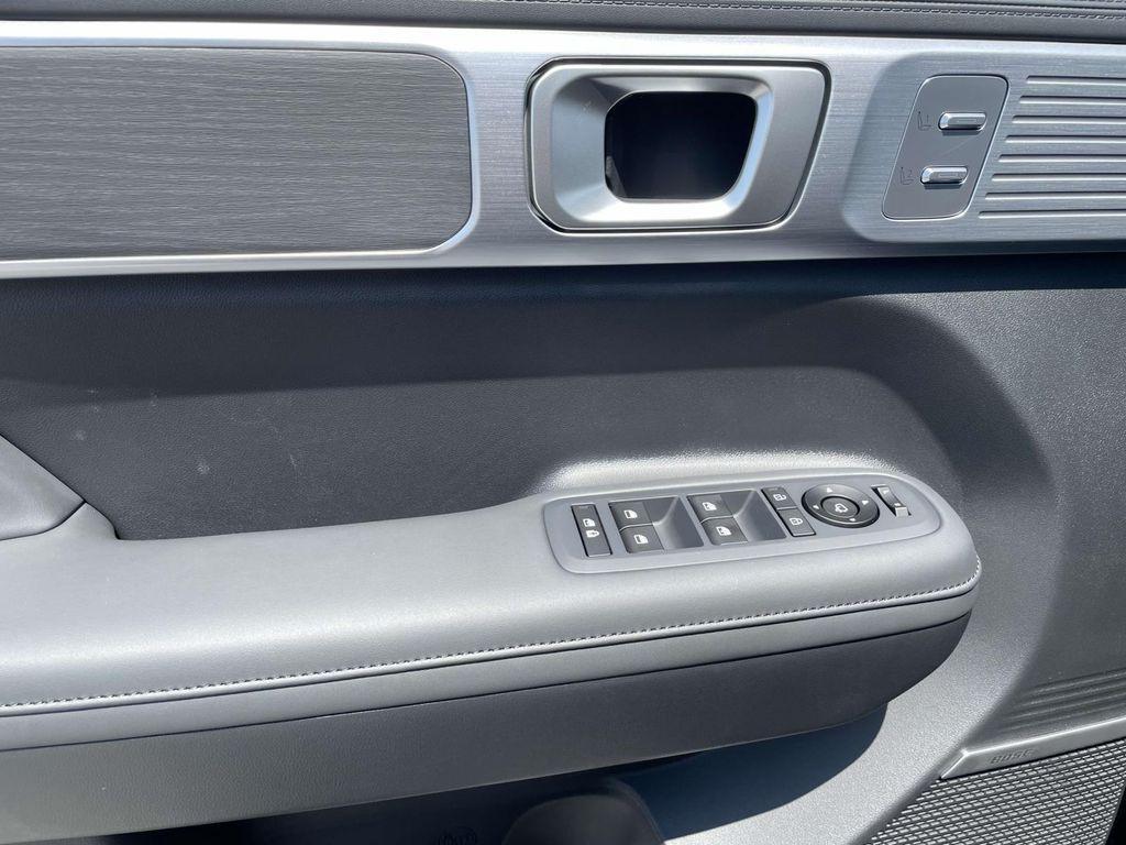 new 2025 Hyundai SANTA FE HEV car, priced at $47,250
