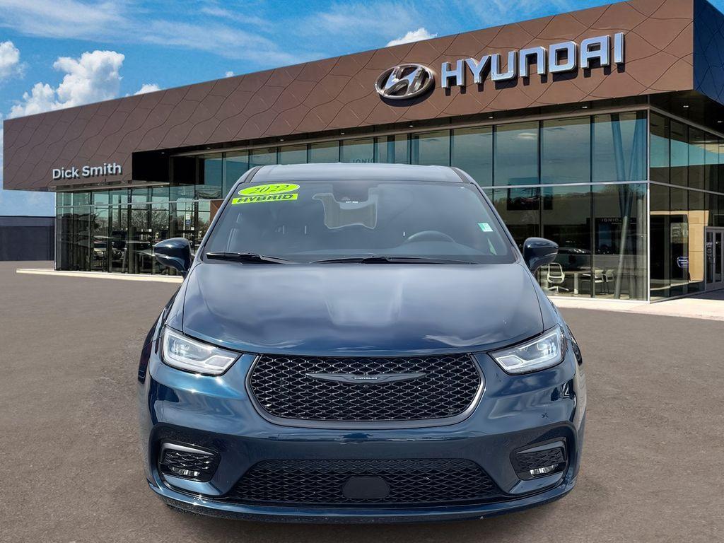 used 2022 Chrysler Pacifica Hybrid car, priced at $27,799