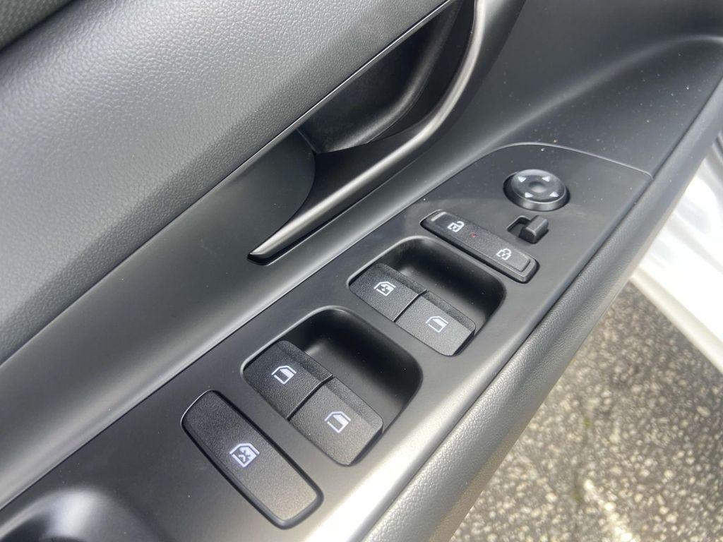 new 2025 Hyundai ELANTRA HEV car, priced at $28,195