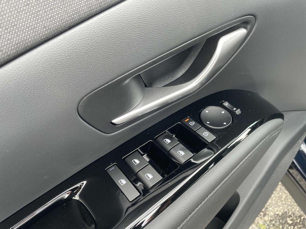 new 2025 Hyundai TUCSON Hybrid car, priced at $43,330
