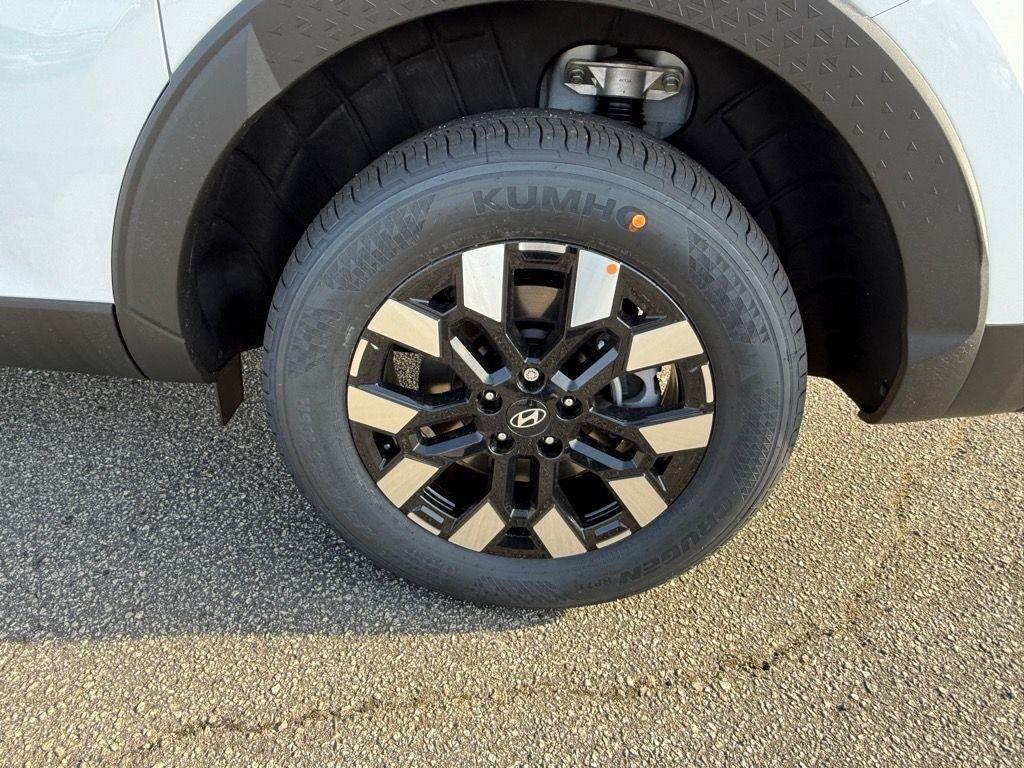 new 2025 Hyundai SANTA CRUZ car, priced at $35,355